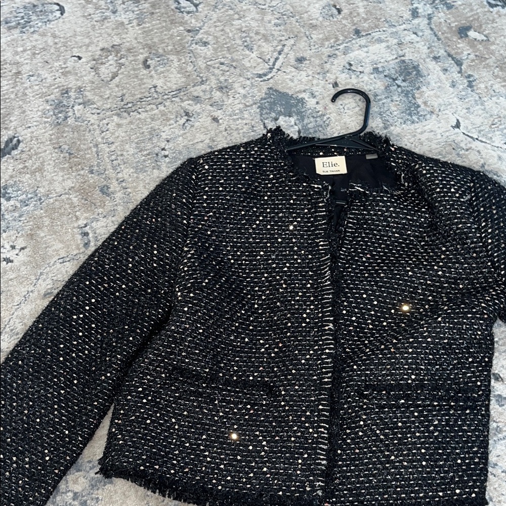 Elie Tahari Black and Cream Textured Blazer - Picture 6 of 9
